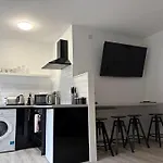 Jude\'S Place